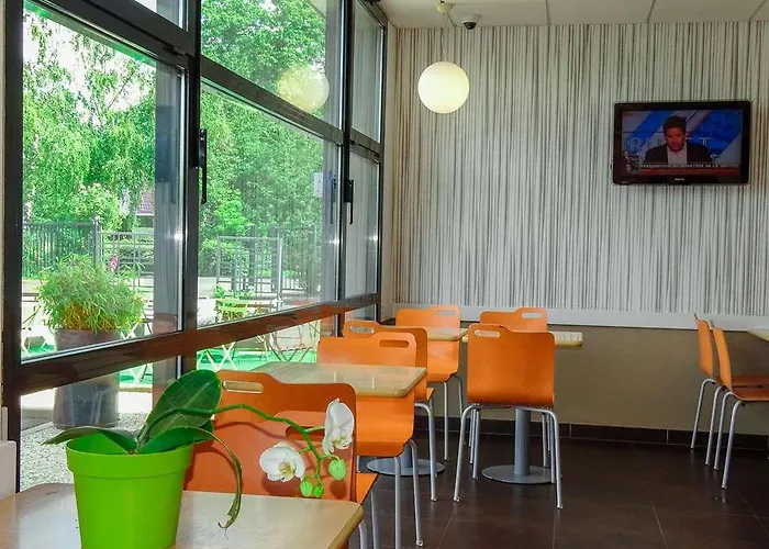 Ibis Budget Nord Hotel Tours